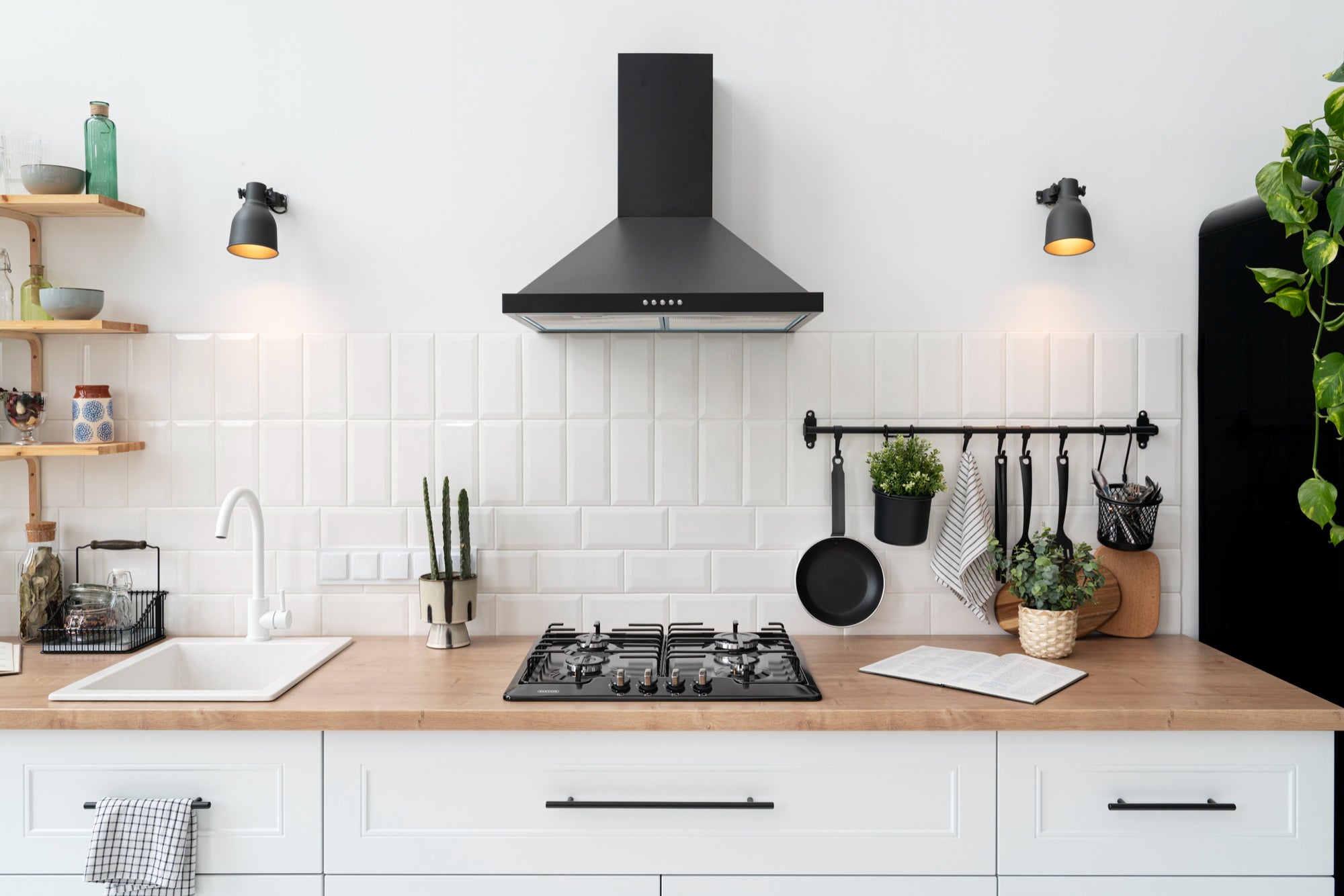 Best 2026 Guide: How to Match Refrigeration, Cooking, and Ventilation for Kitchen Design